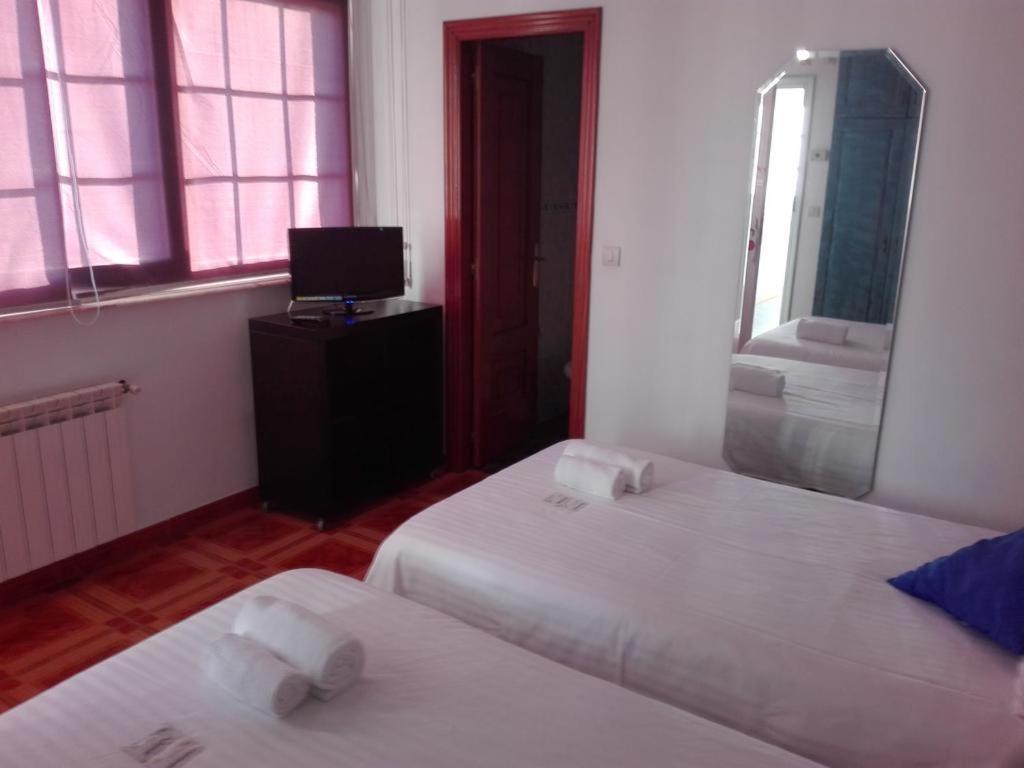 Hotel Corcubion Playa De Quenxe Cameră foto