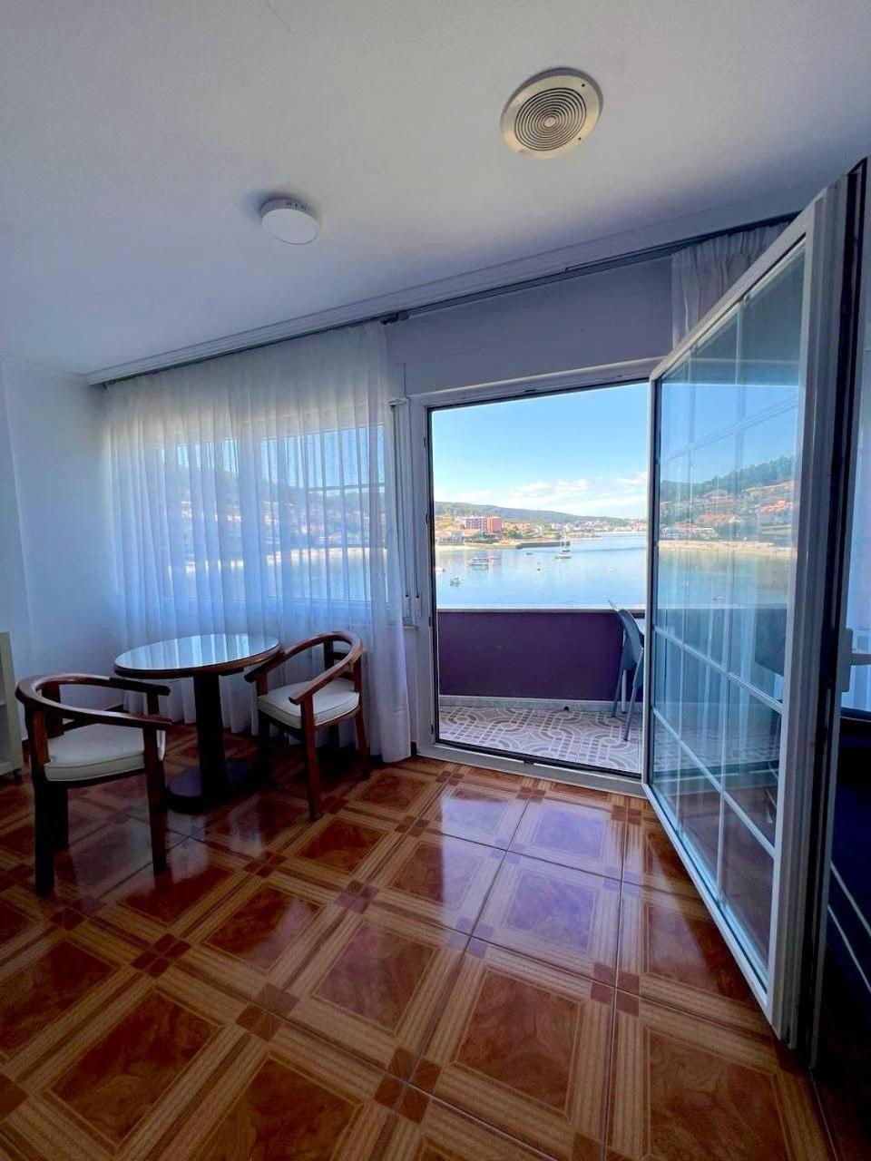 Hotel Corcubion Playa De Quenxe Cameră foto